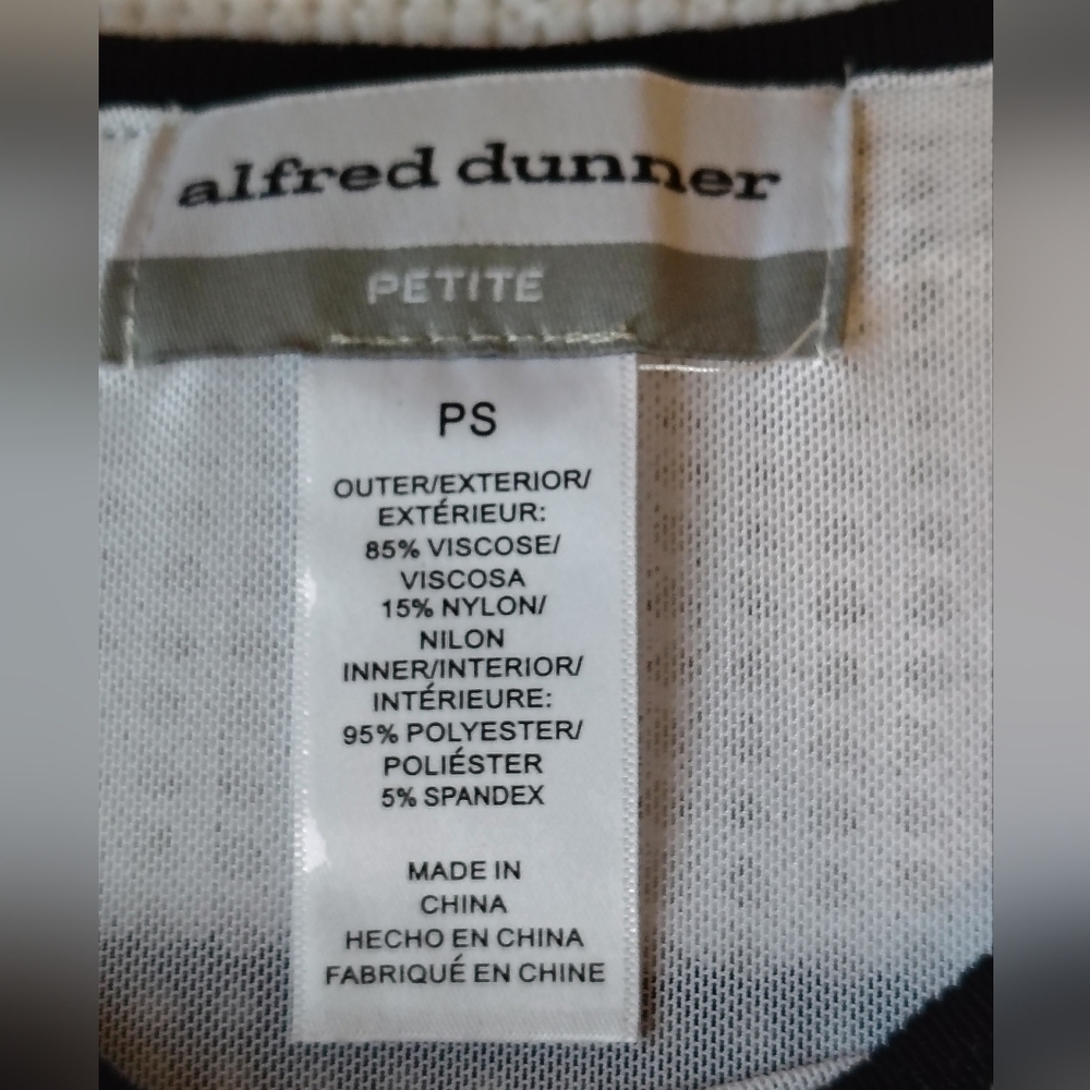 Alfred Dunner Black and White Knit Top Size PS - Picture 4 of 5